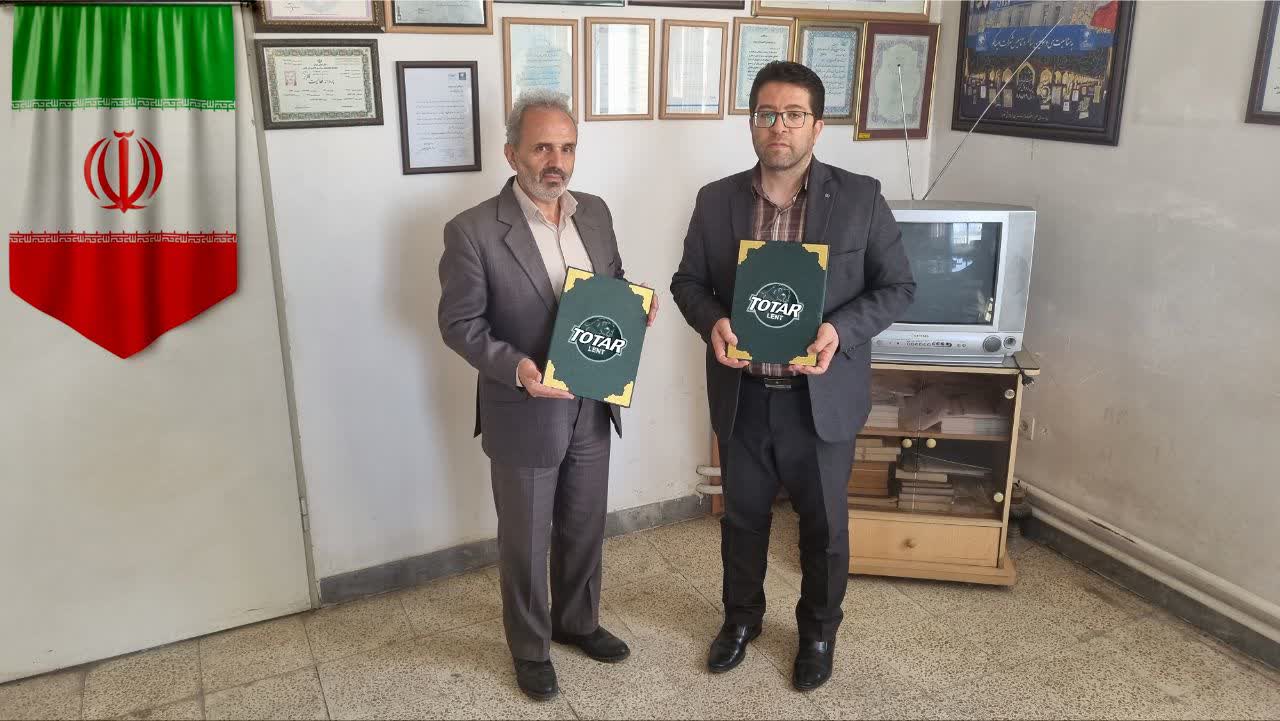 امضاء تفاهمنامه همکاری میان شرکت الماس لنت آذر و تعاونی تاکسی داران خود راننده ارومیه